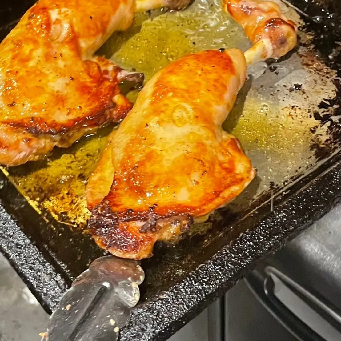 【骨付鳥バジル&ペッパー】もも吉/吉祥寺/日本酒/もも焼き/...