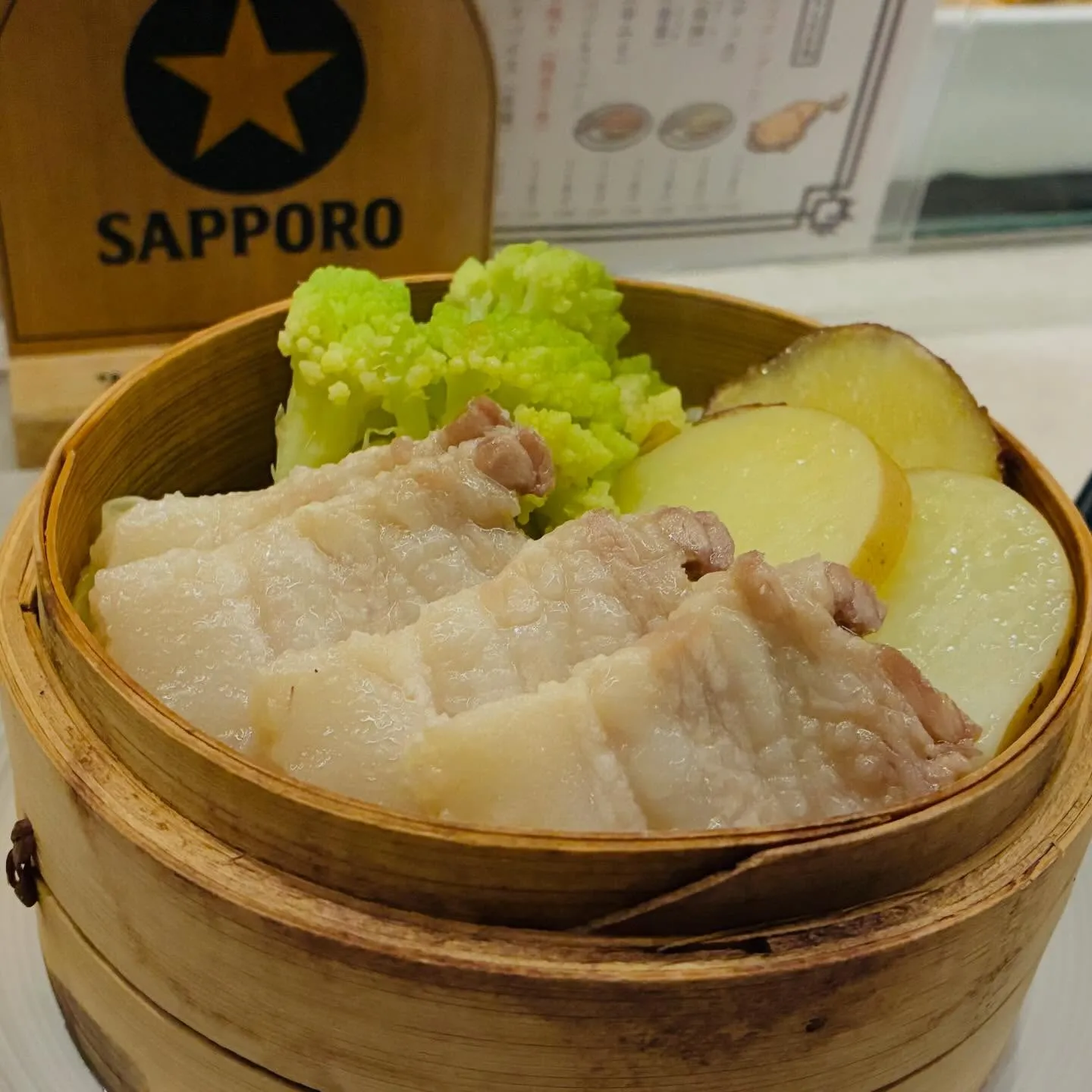 【旬野菜と塩麹豚のせいろ蒸し】もも吉/吉祥寺/日本酒/もも焼...