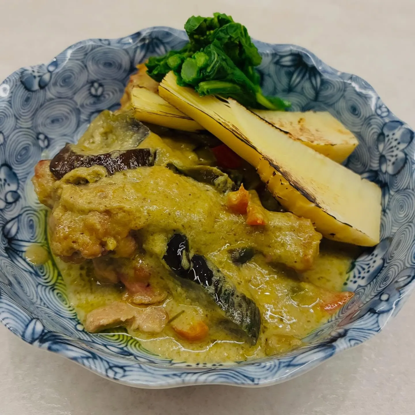 【手羽元と筍のグリーンカレー煮込み】もも吉/吉祥寺/日本酒/...