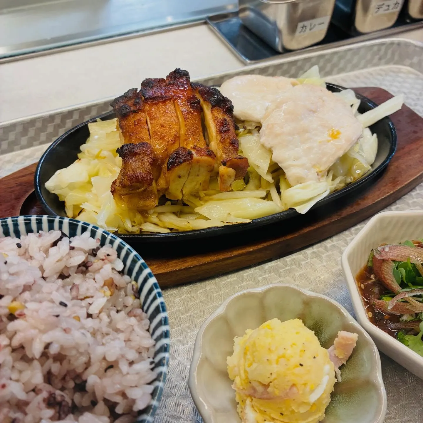 【鶏むね肉薬味梅だれ週替わりランチ】もも吉/吉祥寺ランチ/吉...